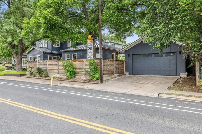 Photo - 2000 Rundell Pl