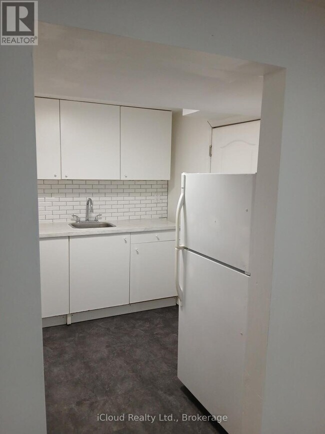 Photo - 24 Chilton Dr