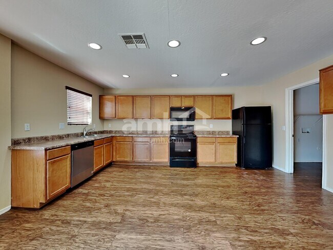 Photo - 3219 W Saint Anne Ave