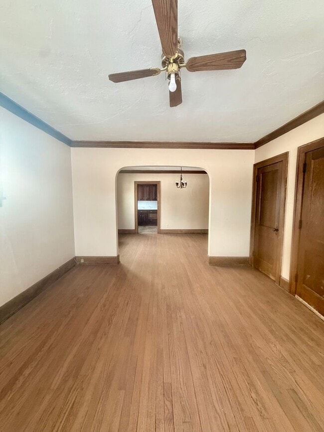 1609 17th Ave Unit 2E