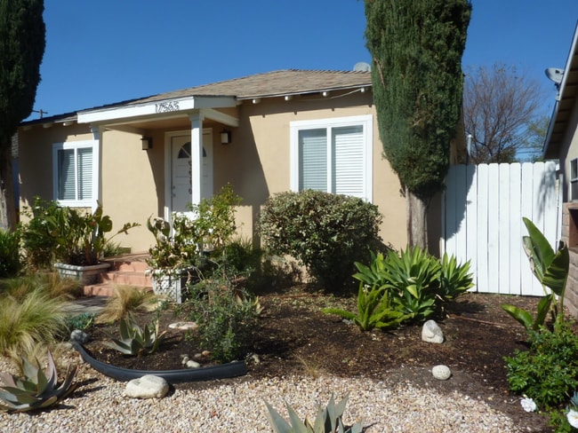 Photo - 17565 Bullock St