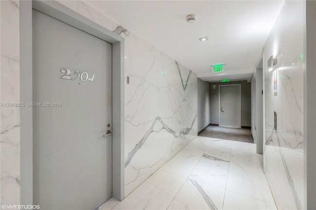 Photo - 1300 S Miami Ave Unidad 2504