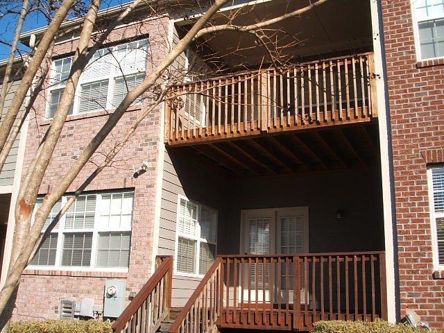 Photo - 414 Weatherbrook Way