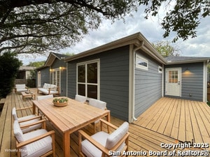 Photo - 127 Larchmont Dr