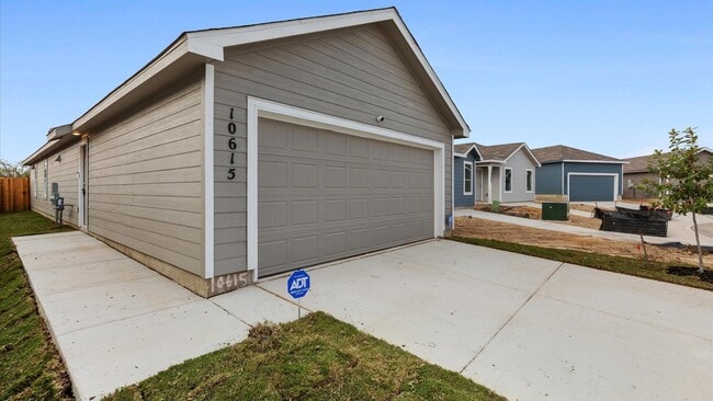 Building Photo - ESPADA SUBD