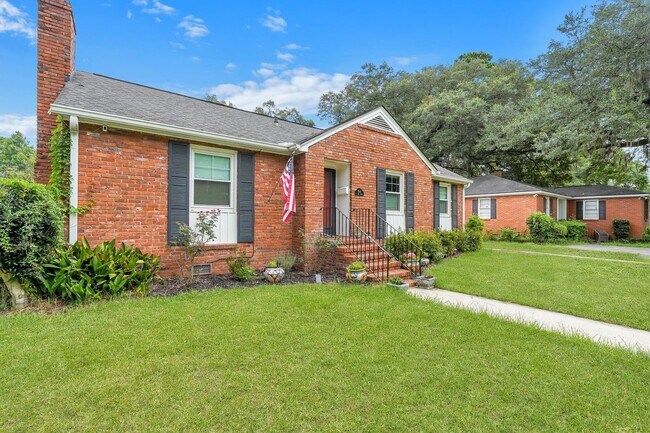 Photo - Charming 3-Bedroom Home in Savannah’s Parkside Neighborhood