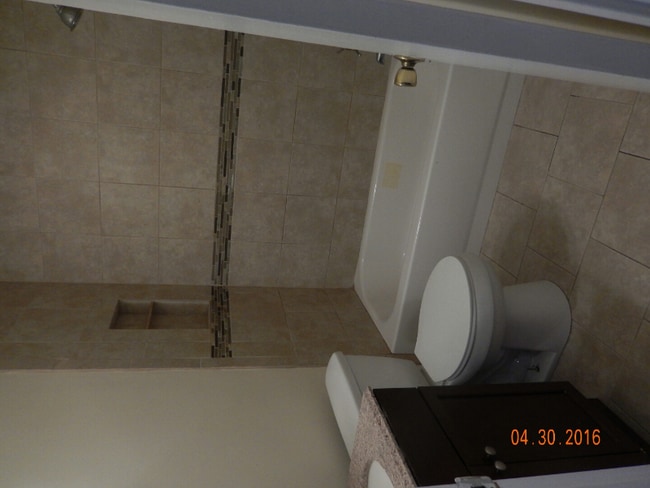 Photo - 7727 Swan Terrace