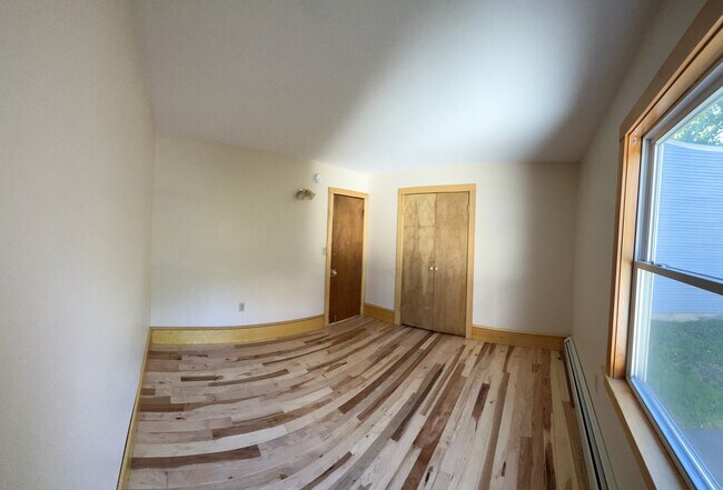 Photo - 28 Loomis St