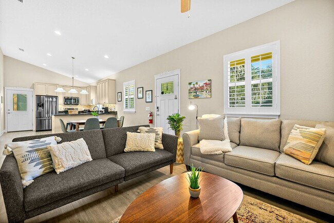 Building Photo - 104 Cedar St Unit ID1281914P Rental