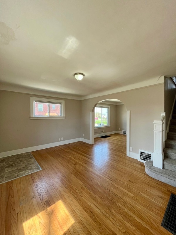 Photo - 162 Labadie St