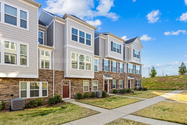 Photo - 9769 Oaklawn Blvd NW