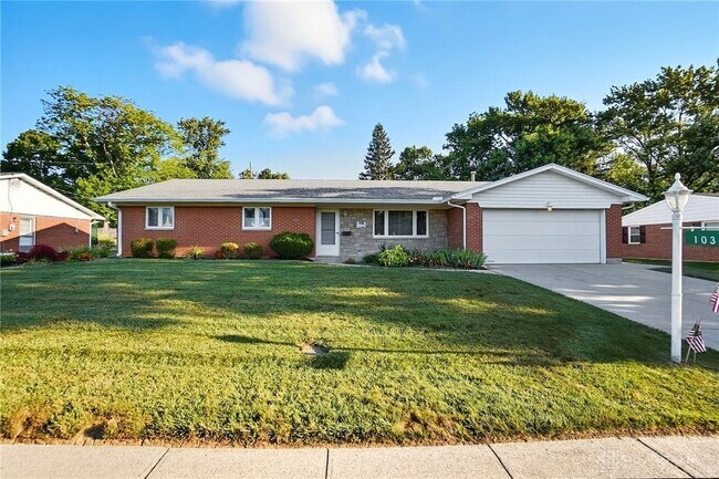 Photo - 1033 Georgian Dr