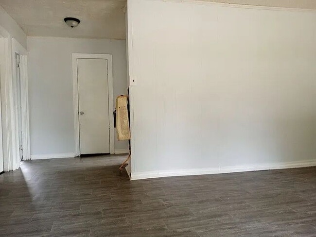 Photo - 98 Camp Cir