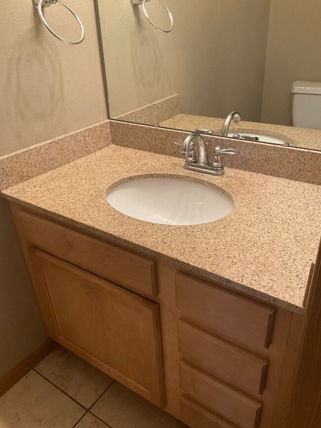 Photo - 131 Northtowne St