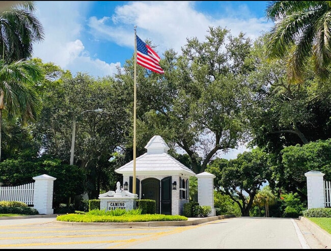 Photo - 891 Hickory Terrace