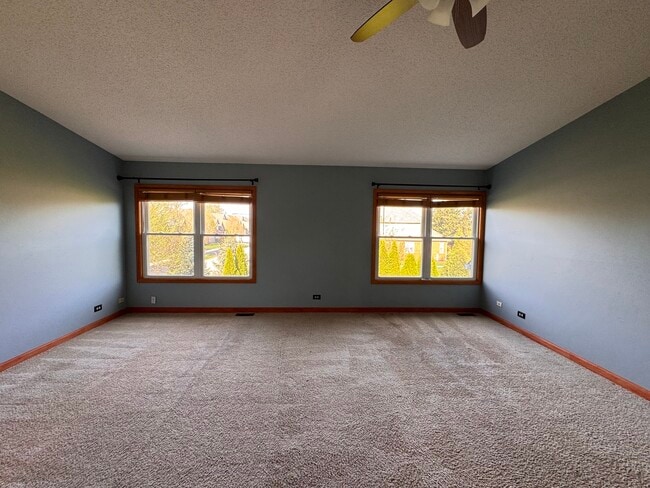 Photo - 1661 Estate Cir