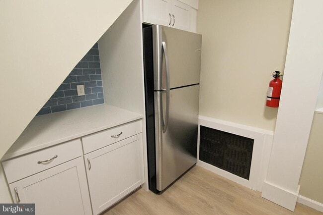 Photo - 617 Ford St Unit 2