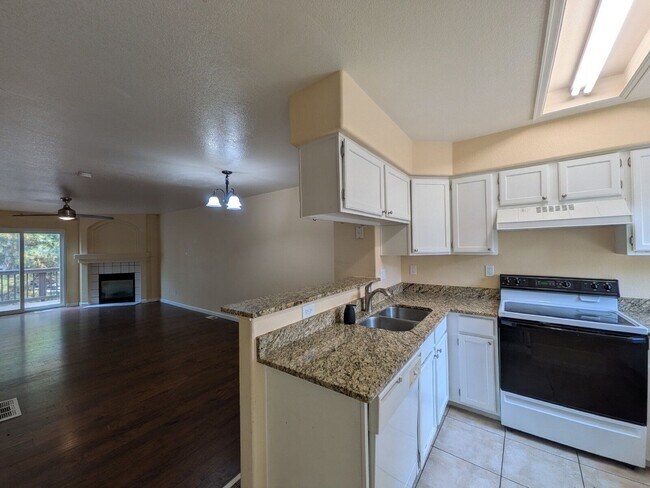Photo - 11806 E Kepner Dr