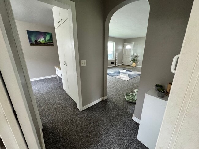 Photo - 2 bed, 1 bath home for rent in Hudson available IMMEDIATELY