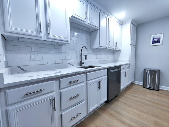 Photo - 901 N Monroe St