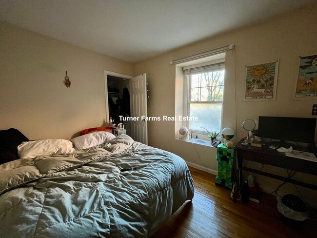 Photo - 712 Shawmut Ave