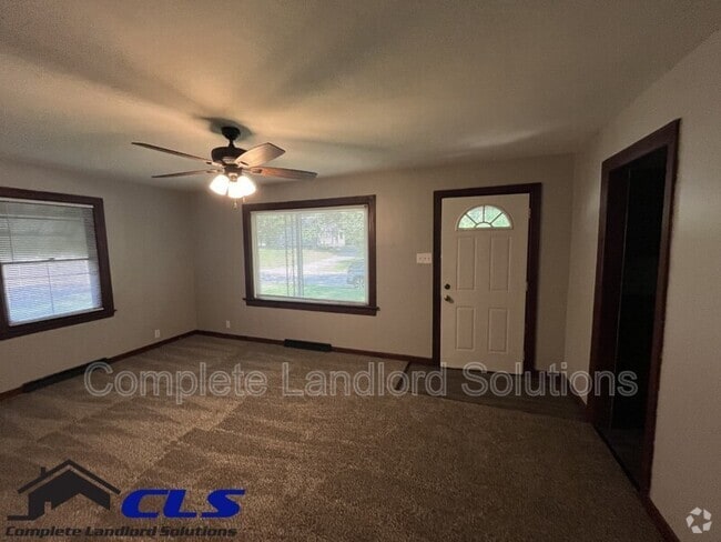 Building Photo - 1711 S 17th St Rental