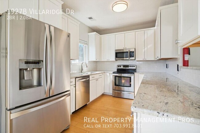 Photo - 1927B Villaridge Dr