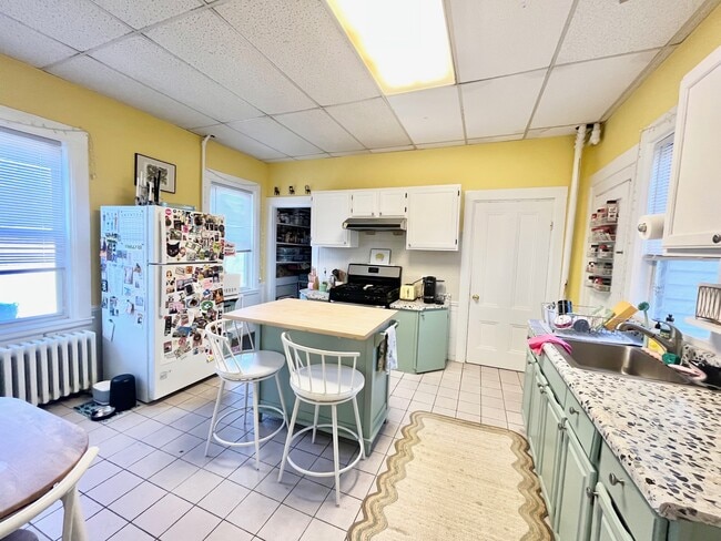 Photo - 5 Hollis Pl Unit 1