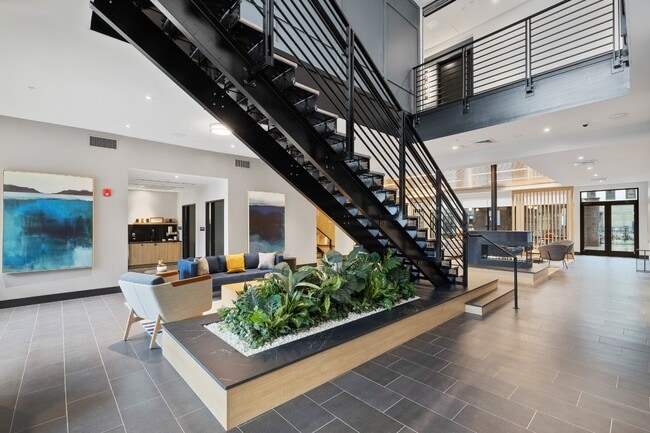 Building Photo - The District at 15Fifteen