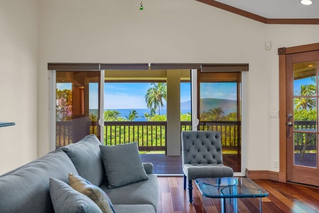Photo - Launiupoko Long-Term Rental – Panoramic Vi...