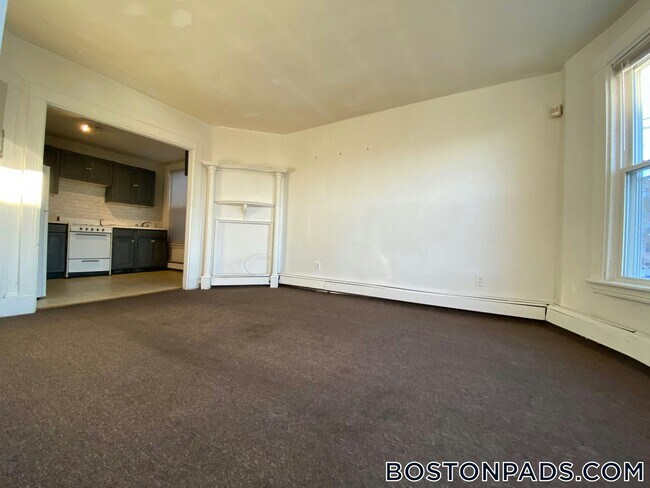 Photo - 8 Parker Hill Ave Unidad 3