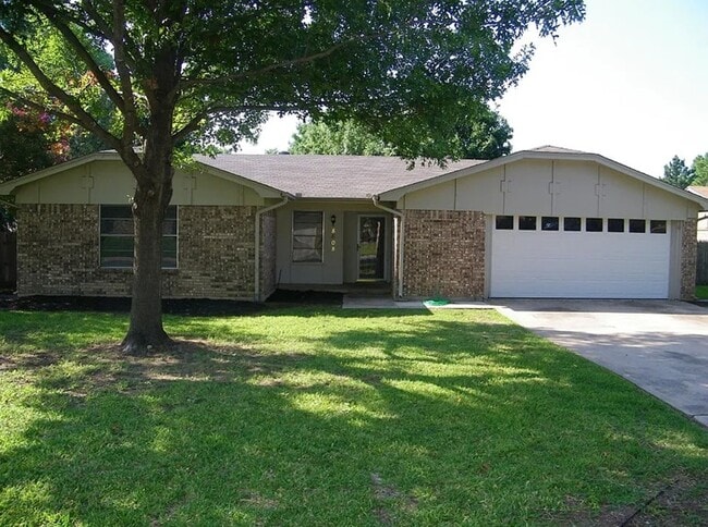 Building Photo - 8608 Brookridge Dr
