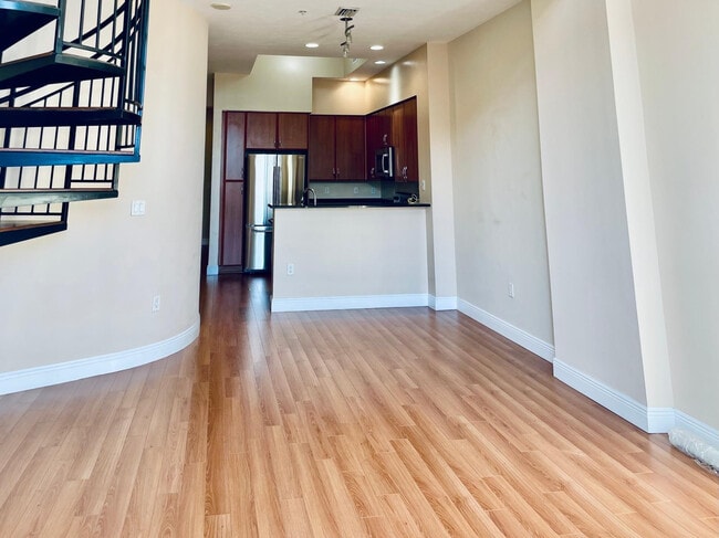 Photo - 801 S Olive Ave Unit 409