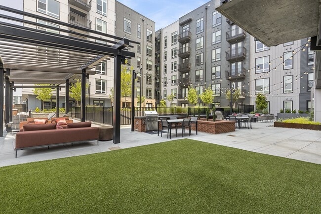 Building Photo - Griffin Durham