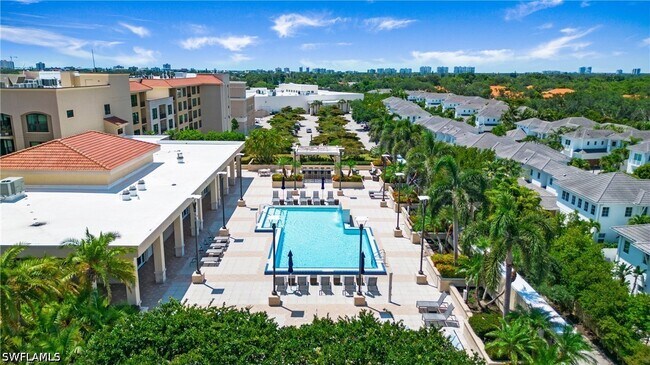 Photo - 9123 Strada Pl Unidad 7307