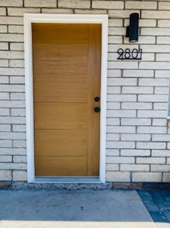 Photo - 4 bed 3, bath with connected guest house