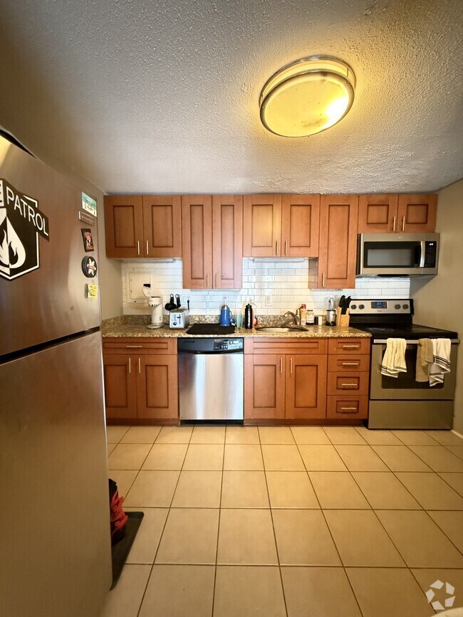 Building Photo - 36 Bellvista Rd Rental