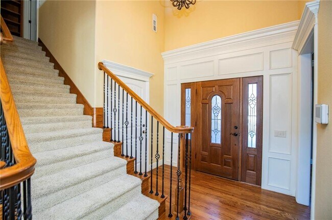 Photo - 4003 SW Banbury Dr