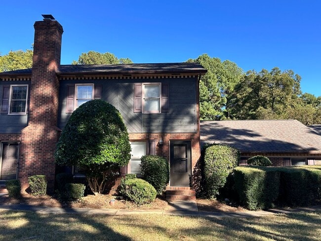 Building Photo - Exclusively Offered by Muse Realty Rentals...