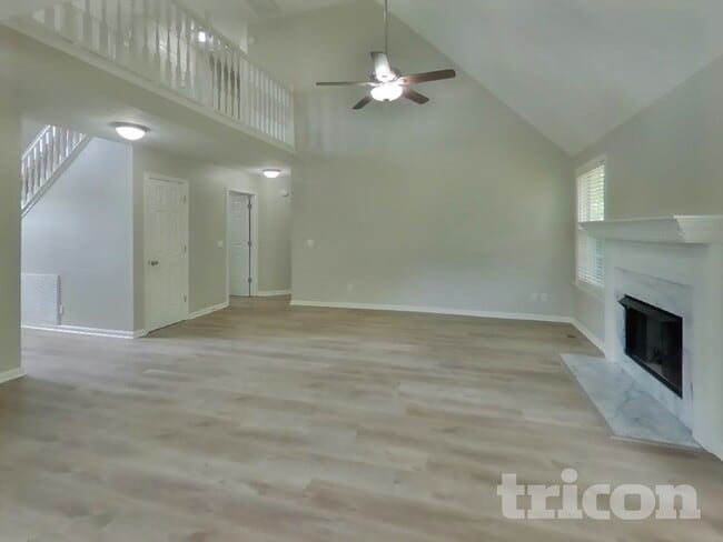 Photo - 800 Chaney Woods Dr
