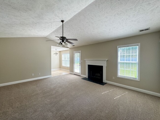 274 Sanford Ct