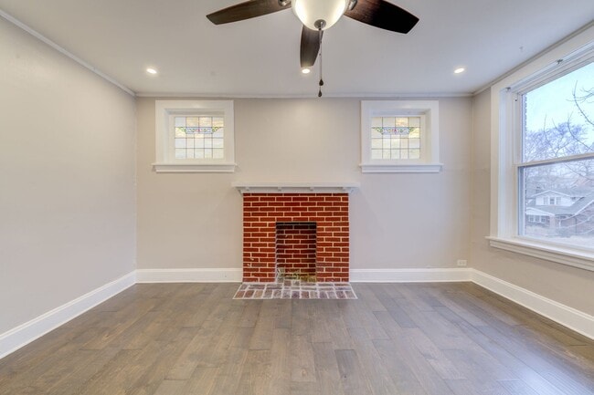 Photo - 1300 McCausland Ave Unit 00