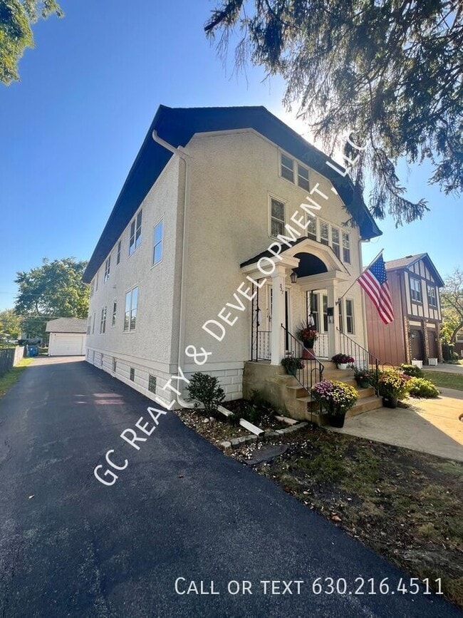 Building Photo - 337 S Maple St Unit 2 ,  2