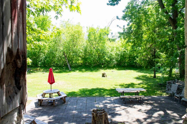 Photo - 27 Lucerne & 87 Vanier