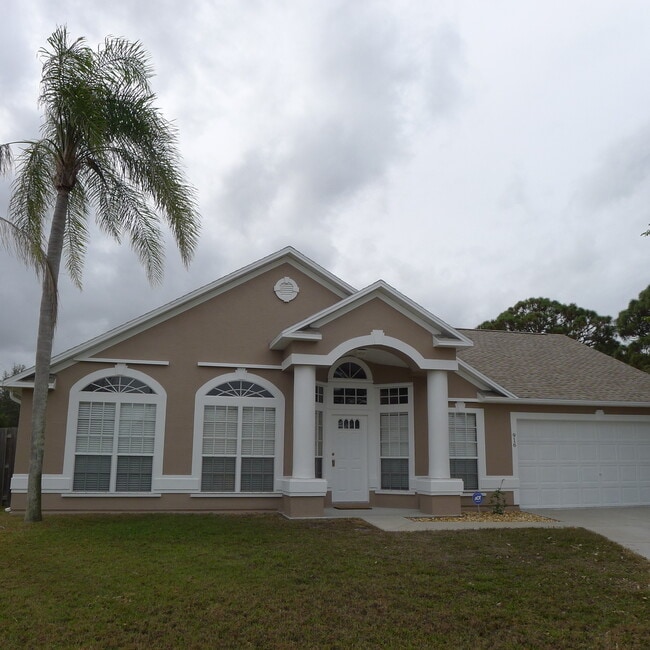 Pool home in Holiday Springs at Suntree - Pool home in Holiday Springs at Suntree