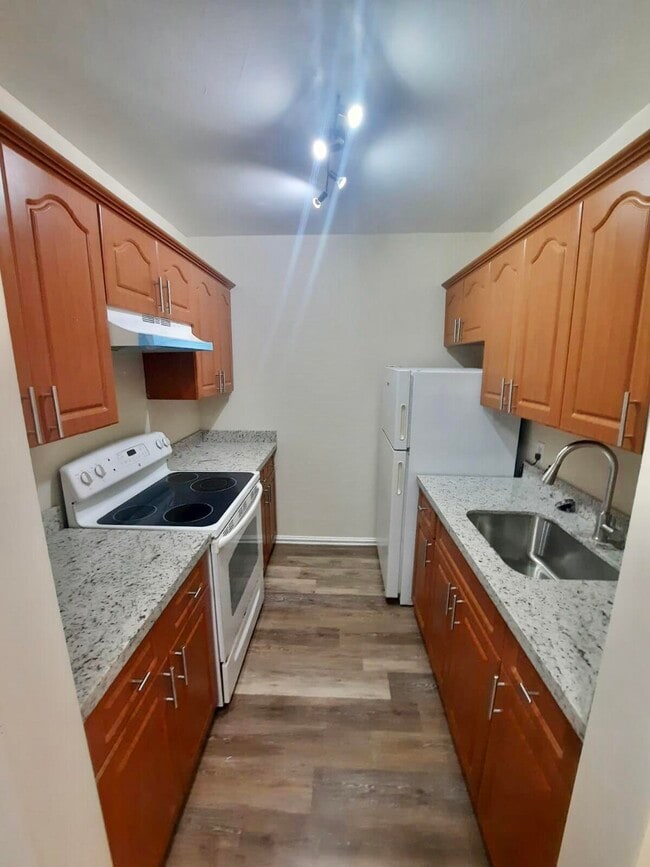Building Photo - 2309 S Federal Hwy Unit 7 Rental