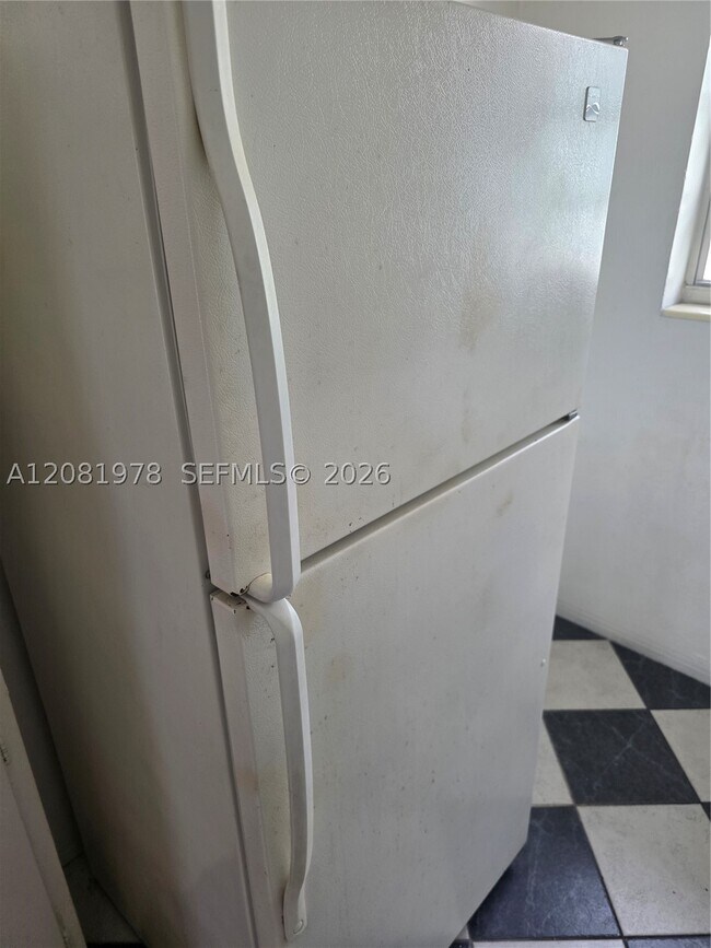 Photo - 635 8th St Unit 202