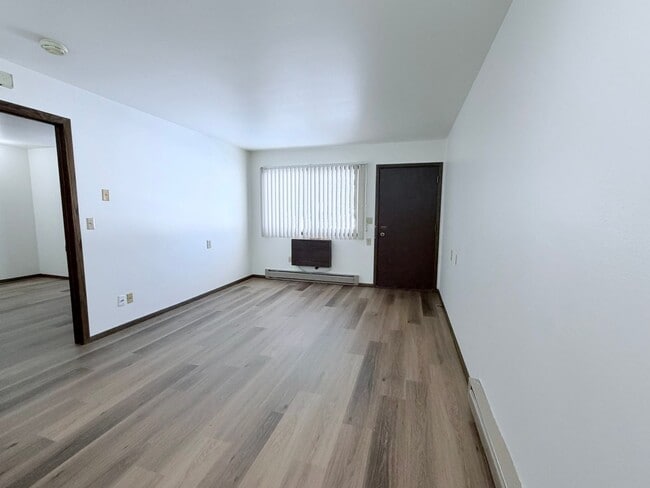 Photo - Freedom Ring Apartments