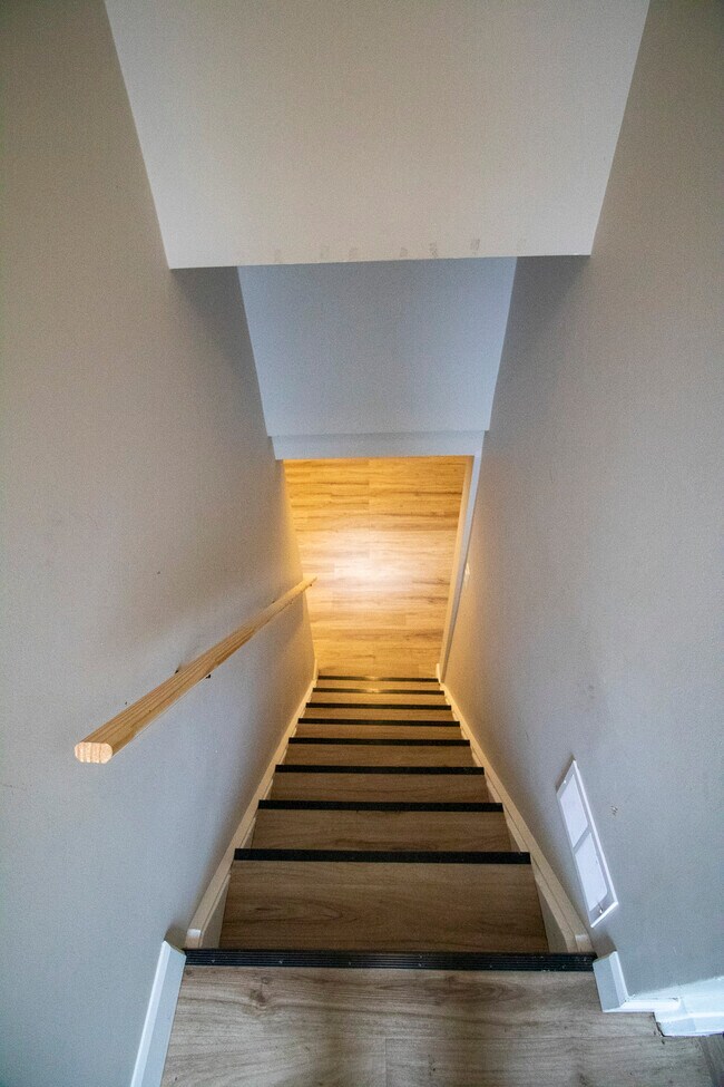 Photo - Cozy Lower Unit * White Oaks Pond Mills * ... Unit Lower