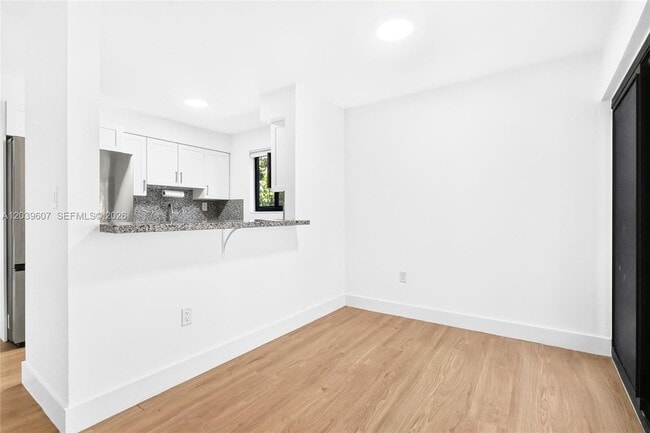 Photo - 3522 SW 25th St Unit 3522
